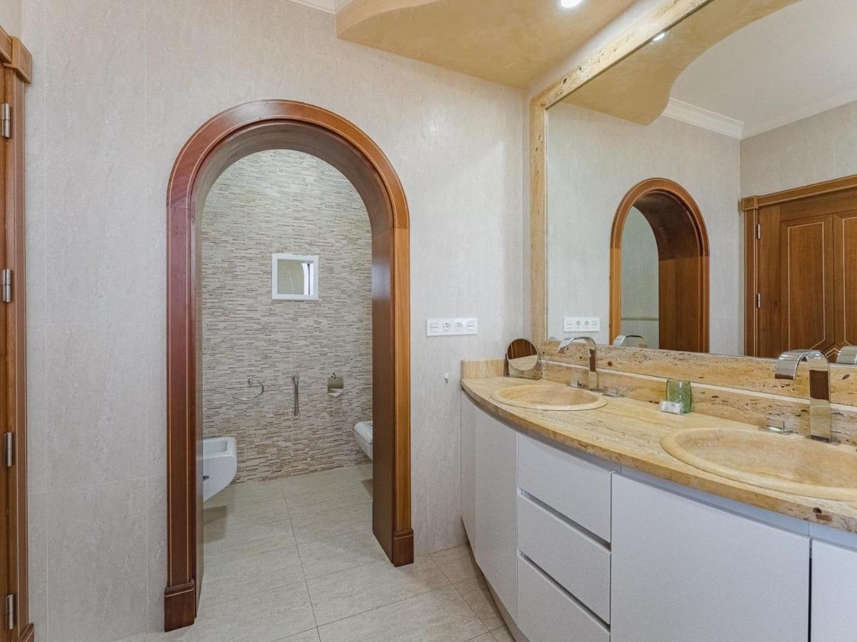 Luxury Villa Nautilus Heated Pool Spa Адехе Екстериор снимка