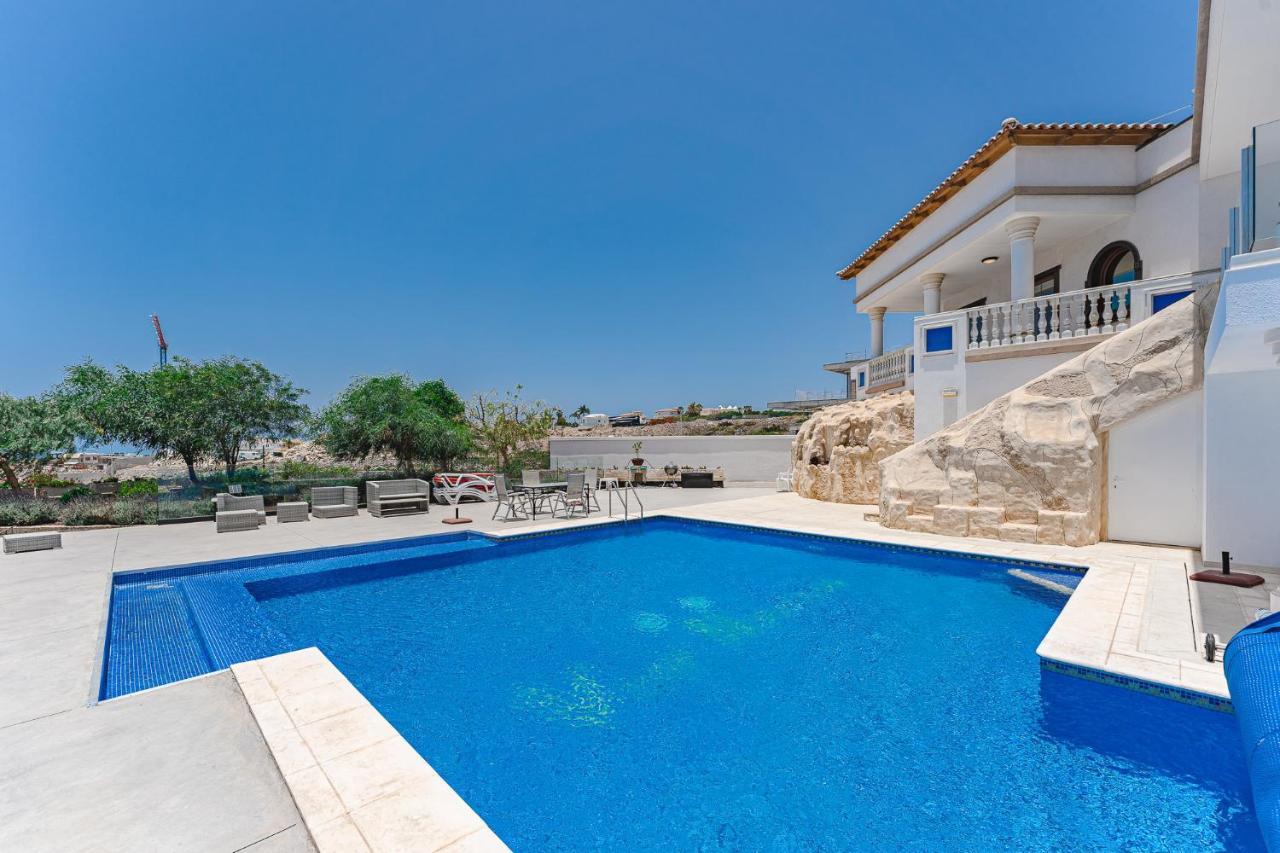 Luxury Villa Nautilus Heated Pool Spa Адехе Екстериор снимка